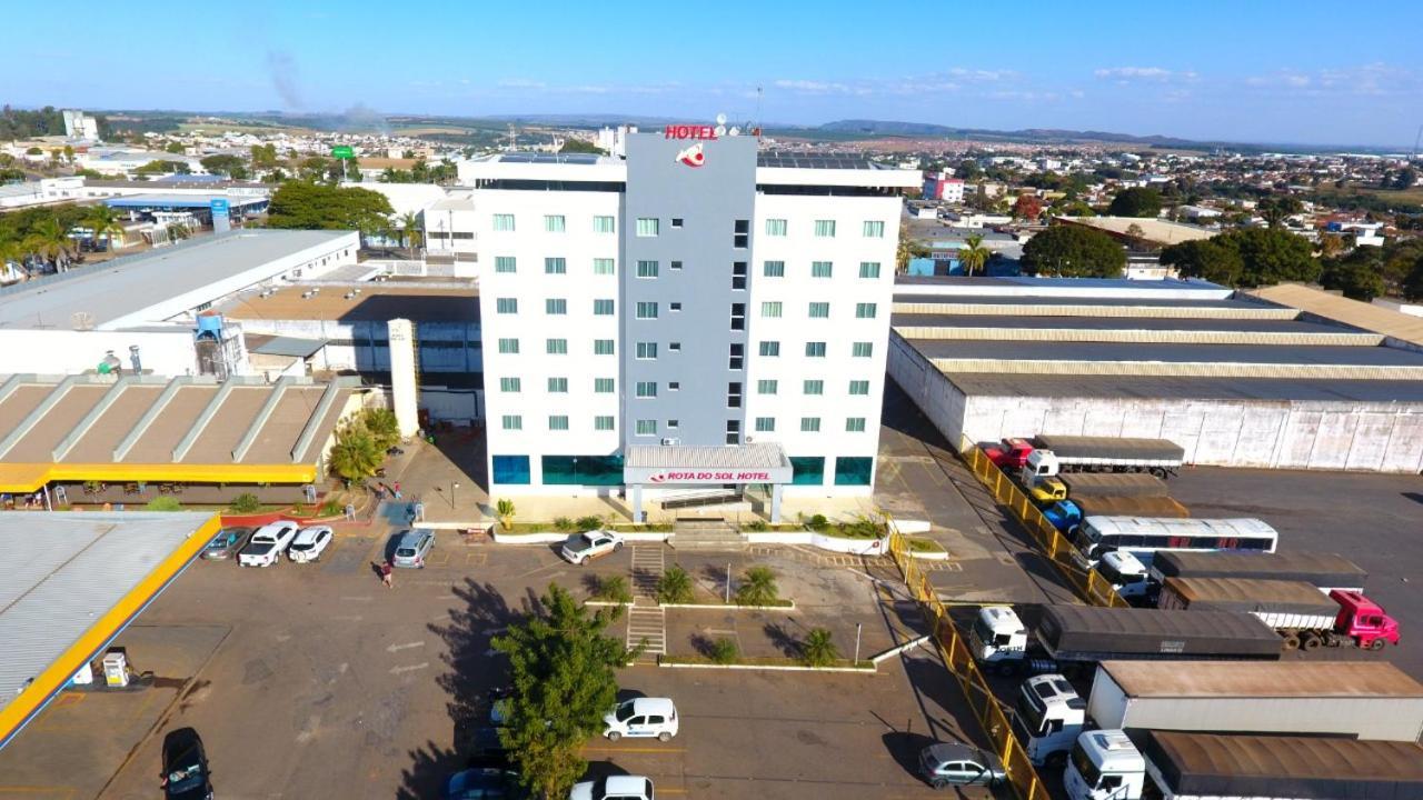 Hotel Rota Do Sol Patrocinio Luaran gambar